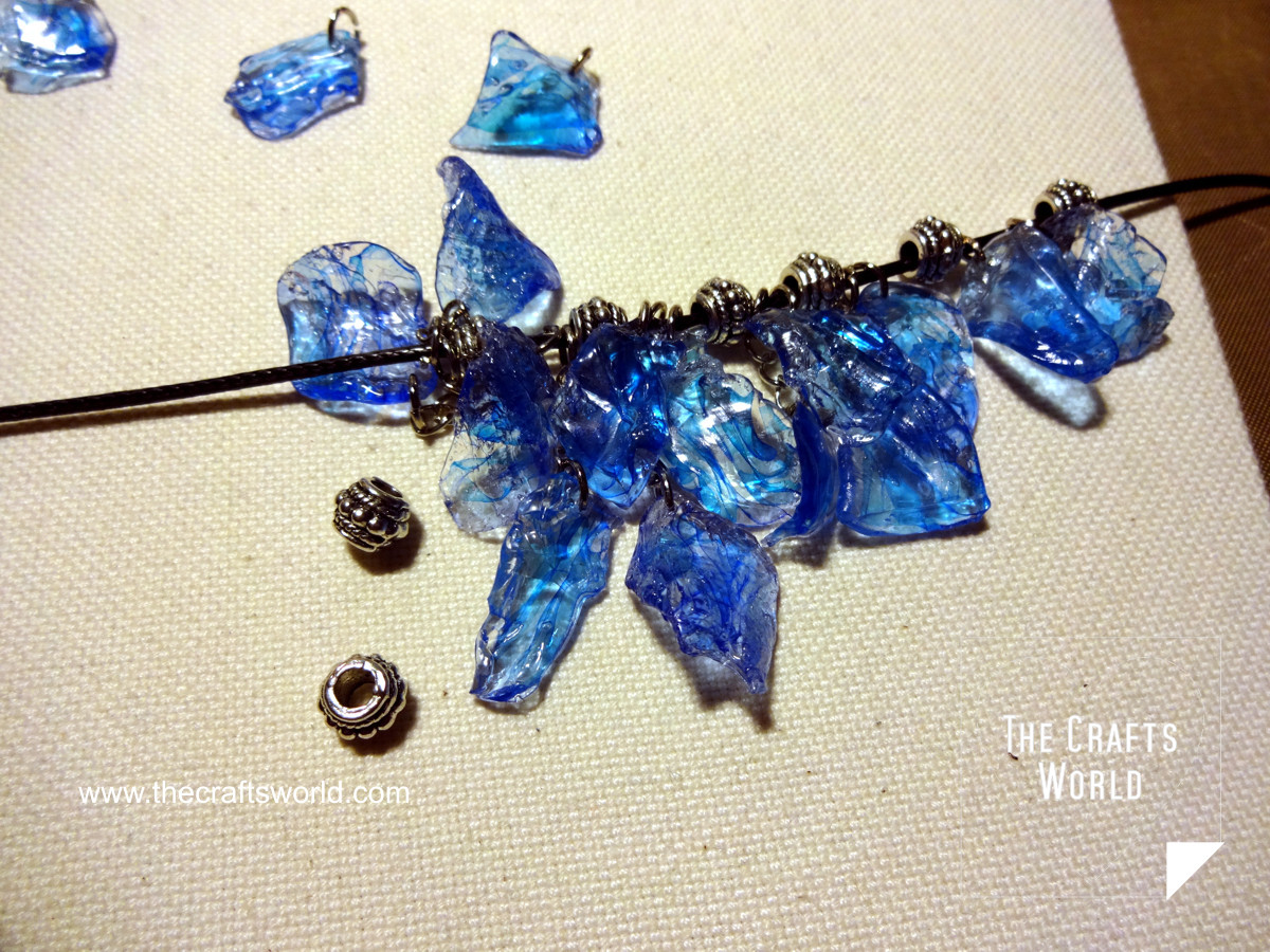 Faux stones necklace with Worbla 6